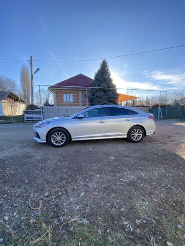 Hyundai: Hyundai Sonata: 2019 г., 2 л, Типтроник, Газ, Седан — 2