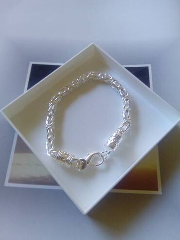 zlatne ogrlice novi sad: Multi-layered bracelet, Material: Silver