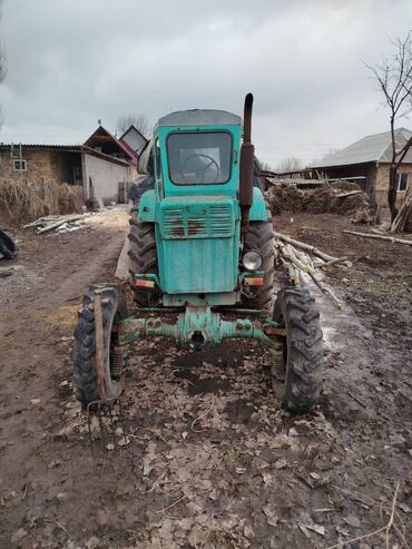 трактор жондер: Т-40 срочно сокосу менен передок иштейт