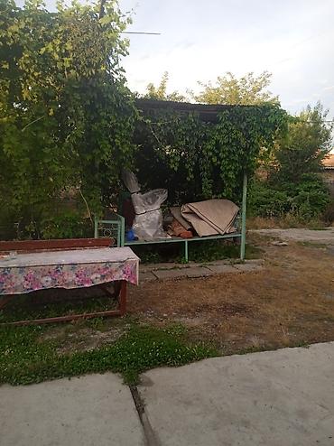 Продажа коттеджей и домов: Продаю дом с участком, в центре Беловодска,, дом 9 м / 16 м навес — 4