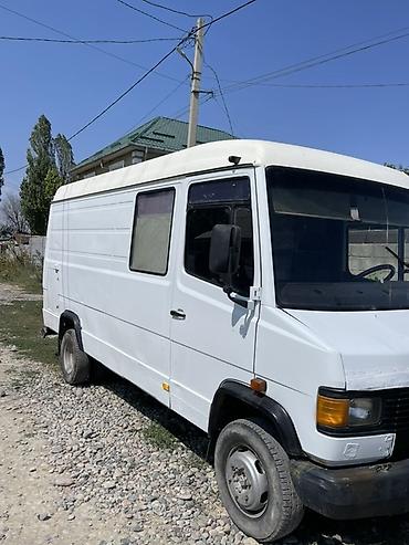 sprinter 2 2: Mercedes-Benz T1: 1992 г., Механика, Дизель, Фургон — 2