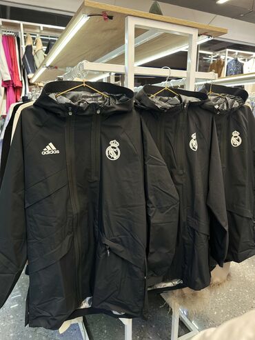 sportivka real: Куртка S (EU 36), M (EU 38), L (EU 40), цвет - Черный