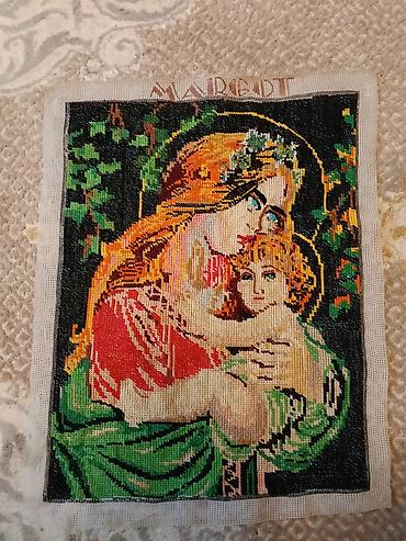 tema sekilleri: Əl işi goblen – “Madonna və Uşaq” kompozisiyası - Üst hissədə — 1