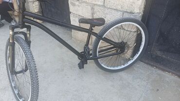Şəhər velosipedləri: İşlənmiş Şəhər velosipedi Trinx, 26", sürətlərin sayı: 1, Ünvandan götürmə, Ödənişli çatdırılma