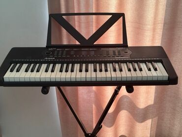 Синтезаторы: Продам синтезатор Alesys Harmony 54 + стойка. Б/у, в хорошем