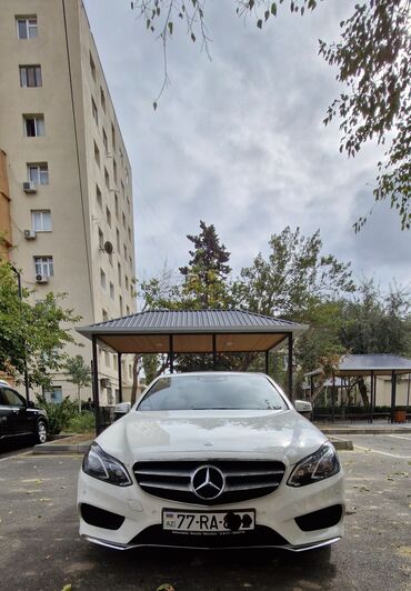 Mercedes-Benz: Mercedes-Benz E-Class: 2.2 l | 2015 il Sedan