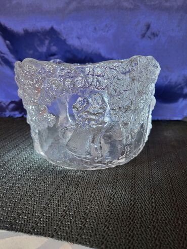 Činije: Cinija nova Kosta Boda,Kjell Engman rucni rad 70te. Cinija — 1