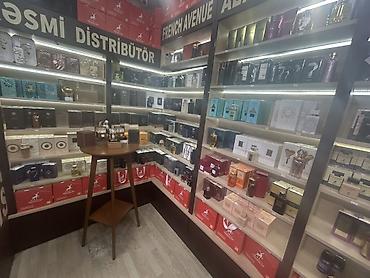 Gözəllik və sağlamlıq: Bakı şəhəri Nəriman Nərimanov metrosunun cıxışı Ağ çiçəyim gul tukanin — 5
