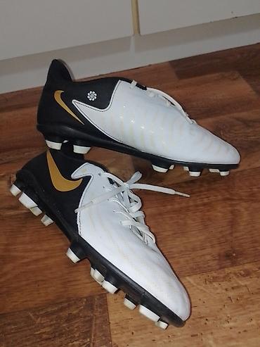 Kopačke: Nike kopačke za prirodnu travu br 36 - Model: Nike (klasična linija sa — 11