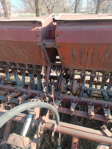 Зерновые сеялки: Обмен на авто Сеялка зерновая прицепная, широкозахватная. Основные — 3