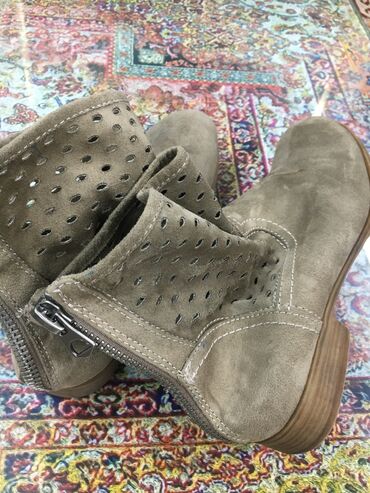 Botinka və botilyonlar: Ölçü: 39, rəng - Qara, İşlənmiş — 3