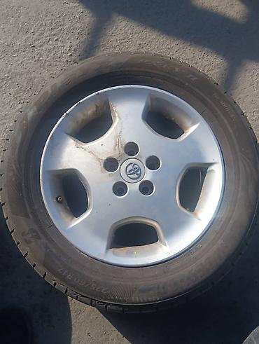 Литой диск Toyota с шиной 225/60 R17 99H - Диаметр диска: R17 -