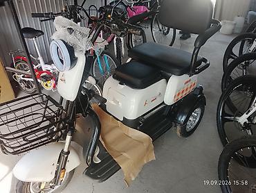 скуторов: Электрический трёхколёсный скутер (трицикл) iBike - Три колеса с — 1