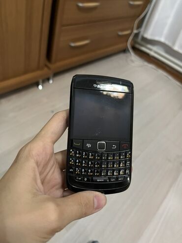 Blackberry Bold, rəng - Qara, Düyməli
