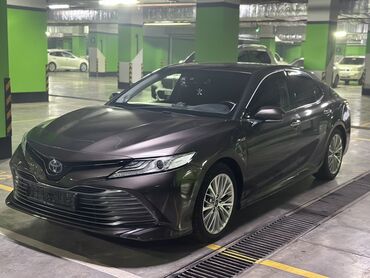 Toyota: Toyota Camry: 2018 г., 2.5 л, Типтроник, Гибрид, Седан