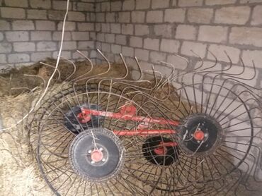 işlənmiş traktorların satışı: Ucar rayonundadir Ciddi sexsler narahat elesin Ot bicen dirmiq bir