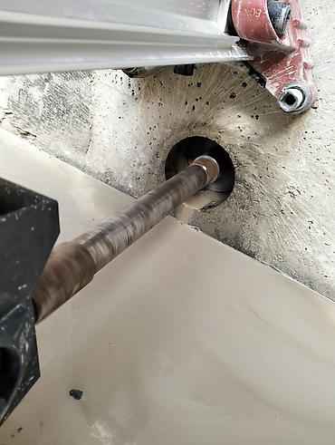 cirkab sularin temizlenmesi: Karot isleri işleri karotcu yer desen deşik açan beton deşən beton — 3