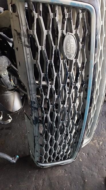 Решетки радиатора: Решетка радиатора Land Rover 2016 г., Б/у, Оригинал — 3
