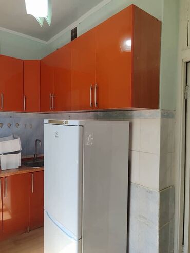 Продажа квартир: 1 комната, 38 м², 105 серия, 2 этаж, Евроремонт