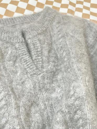 Кофты, свитеры: Стильная женская осенне-зимняя кофточка в сером на 48 разм. 800с — 2