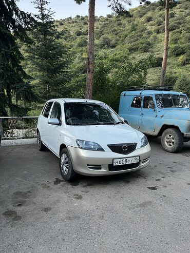 электронный мотоциклы: Mazda Demio: 2003 г., 1.3 л, Автоматические, Бензин, Хэтчбэк