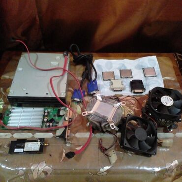 kompyuter hissələri: Prosessor Intel Core 2 Duo pentium, < 2 GHz, 2 nüvə, İşlənmiş