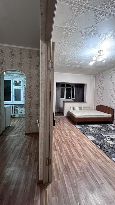 продается 3 комнатная квартира политех: 1 бөлмө, Кыймылсыз мүлк агенттиги, Чогуу жашоосу жок, Жарым -жартылай эмереги бар