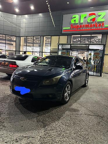 volkswagen passat 1: Chevrolet Cruze: 1.4 л | 2014 г. 286000 км Седан — 3