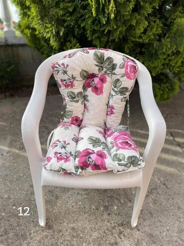 Posteljina: Podmetači za stolice od mlevenog sundjera️ Dimenzije podmetača:82x40️ — 8