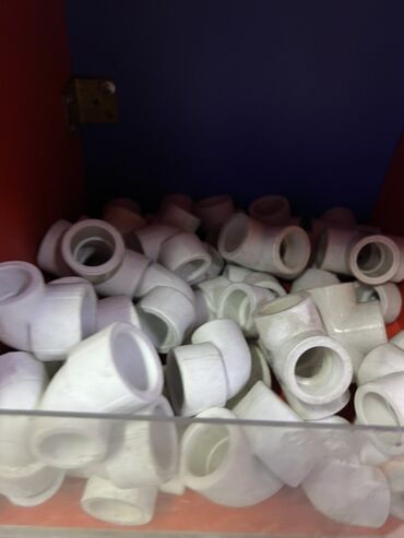 фитинги для пластиковых труб: Муфта, Материал: Пластик