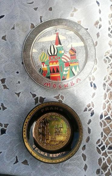 Stilske umetničke slike: MOSKVA, Prag, Budimpešta suveniri, ukrasniir tanjiri. Cena za komad — 2