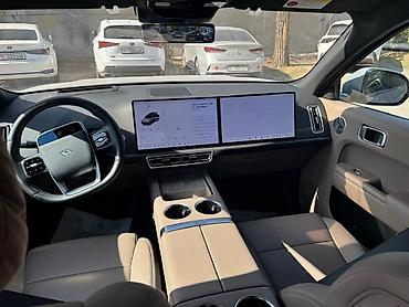 roewe i6: Lixiang L9: 2025 г., 1.5 л, Автомат, Гибрид, Кроссовер — 6