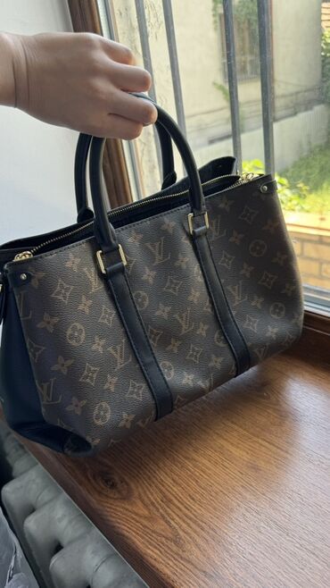 Классические сумки: Классическая сумка, Louis Vuitton, Материал: Натуральная кожа, Жёсткая конструкция, Женские