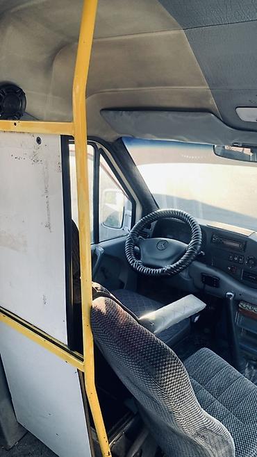 карманный машинка: Mercedes‑Benz Sprinter пассажирский микроавтобус, длинная база — 5