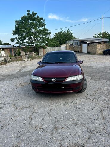zapı satşı: Opel Vectra: 1.8 l | 1997 il 350000 km Sedan
