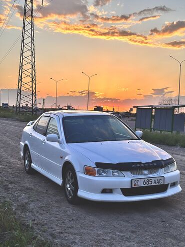 Honda: Honda Torneo: 2002 г., 2 л, Вариатор, Бензин, Седан