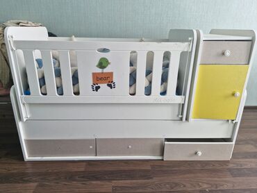 Qida məhsulları: Oğlan və qız üçün, Beşik