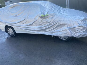 чехолы для авто: Универсальный тент Для легковых авто, Б/у
