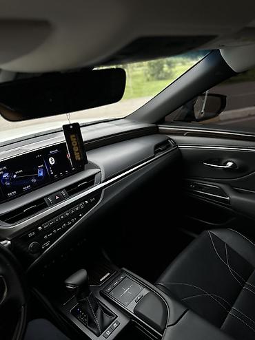 lexus es гибрид: Lexus ES: 2019 г., 2.5 л, Вариатор, Гибрид, Седан — 9