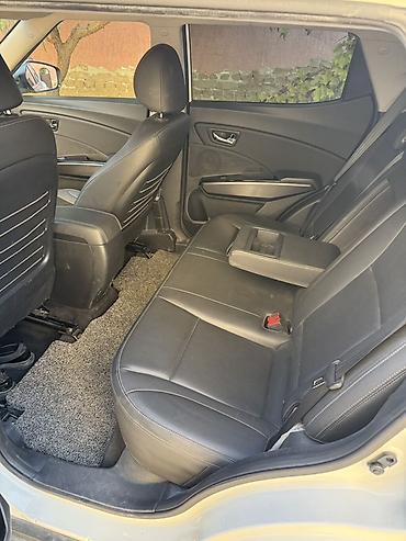 santa fe tm: Ssangyong Tivoli: 2019 г., 1.5 л, Бензин, Кроссовер — 2