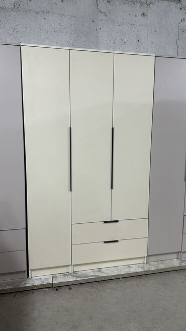 Шкафы для одежды: Шкаф для одежды, Новый, Прямой, ЛДСП — 17