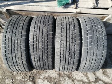 Шины: Шины 225 / 45 / R 18, Зима, Комплект, Легковые, Япония, Dunlop