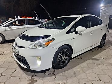 бензостанция: Toyota Prius: 2015 г., 1.8 л, Вариатор, Гибрид, Лифтбек — 6