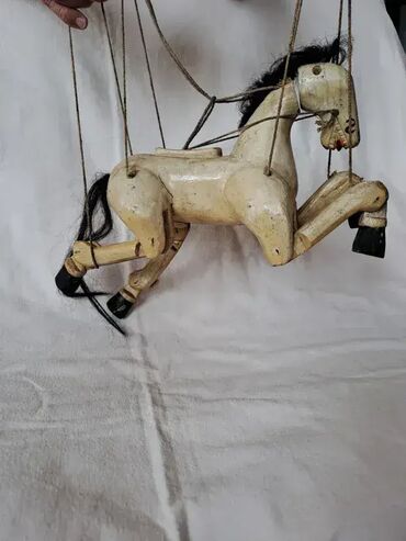 Ostali antikviteti: Tri drvene marionetske igracke sa originalnim kanapima, pocetk 20 — 5