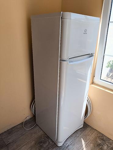 Soyuducular: İşlənmiş 2 qapılı Indesit Soyuducu Satılır, rəng - Ağ — 2