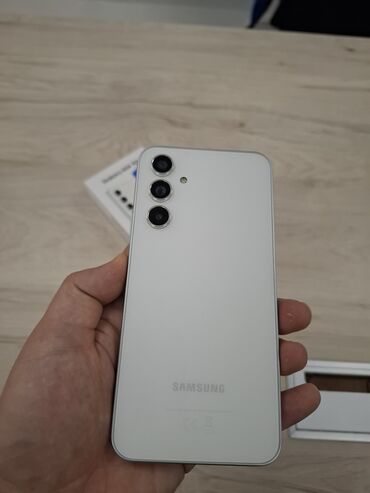z flip 4: Samsung Galaxy A54 5G, Б/у, 128 ГБ, цвет - Белый, 2 SIM