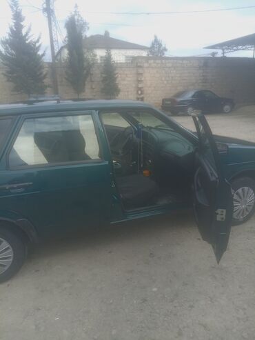 vaz masinlarin satisi: VAZ (LADA) 21099: 1.6 l | 2004 il 350000 km Sedan