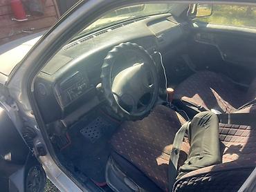 Volkswagen: Volkswagen Golf: 1994 г., 1.8 л, Механика, Газ, Хэтчбэк — 3