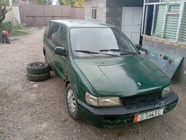 Mitsubishi: Mitsubishi Space Wagon: 1991 г., 1.8 л, Механика, Бензин, Минивэн