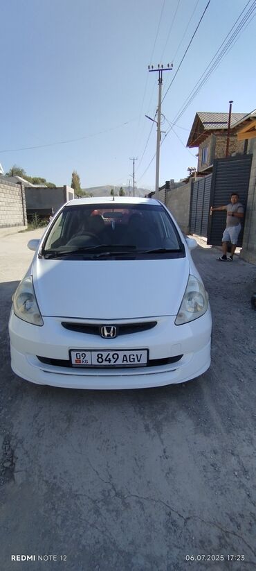 tayota runx: Honda Fit: 2001 г., 1.3 л, Вариатор, Бензин, Хетчбек